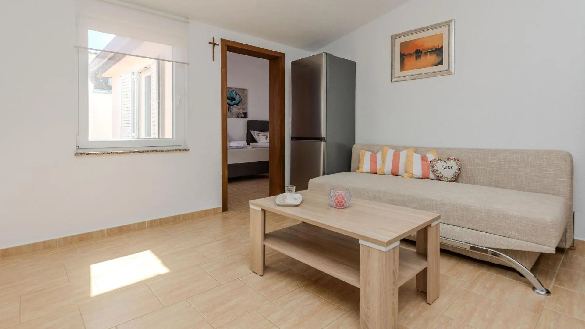 Apartments Tukara Vir